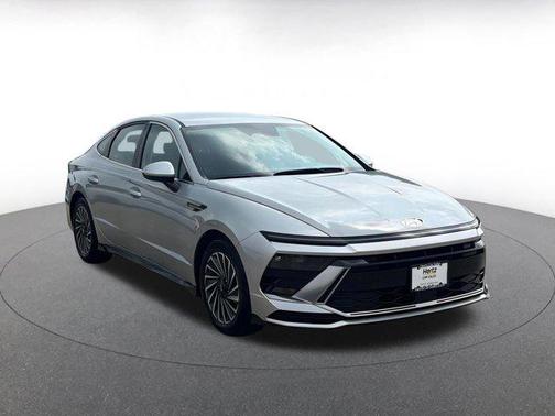 2024 Hyundai SONATA Hybrid SE