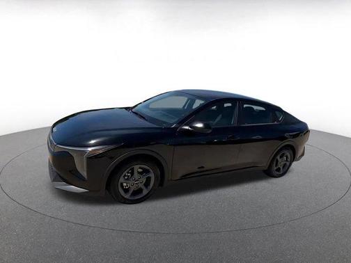 Aurora Black Pearl 2025 Kia K4 LXS