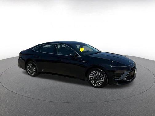 2024 Hyundai SONATA Hybrid SE
