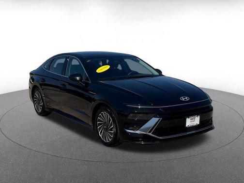 2024 Hyundai SONATA Hybrid SE