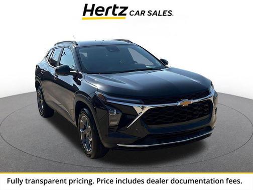 Mosaic Black Metallic 2025 Chevrolet Trax LT
