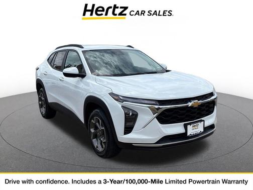 Summit White 2025 Chevrolet Trax LT