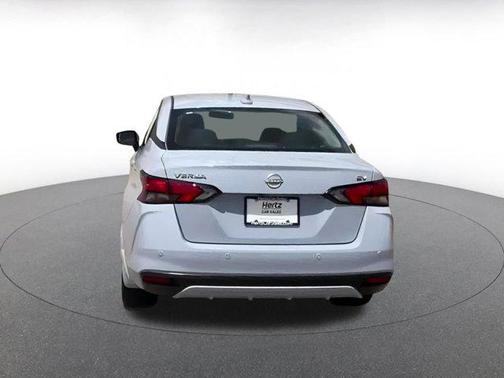 2024 Nissan Versa 1.6 SV