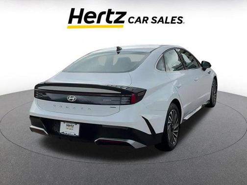 2024 Hyundai SONATA Hybrid SE