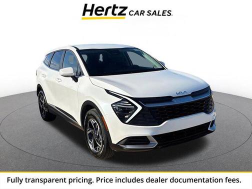 Snow White Pearl 2025 Kia Sportage LX