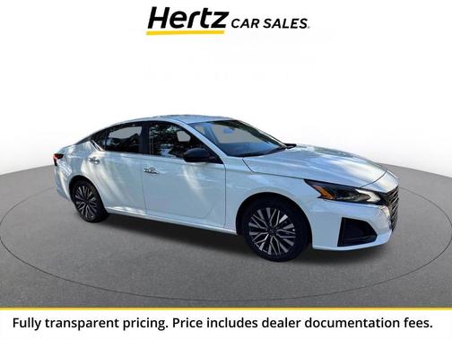 Glacier White 2025 Nissan Altima SV FWD