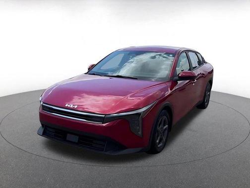 Currant Red 2025 Kia K4 LXS