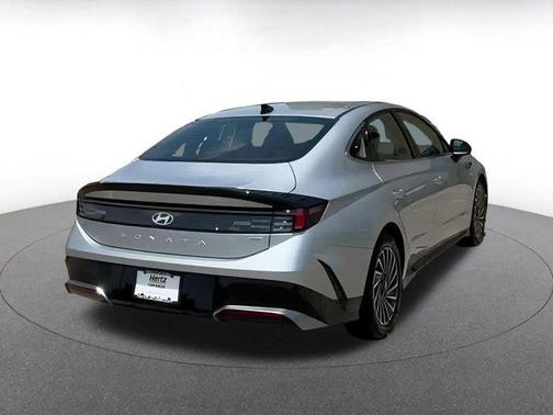 2024 Hyundai SONATA Hybrid SE