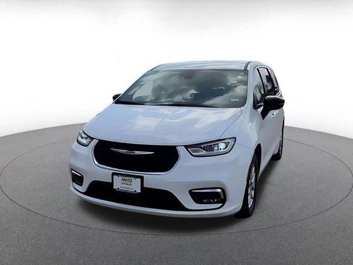 2025 Chrysler Pacifica L