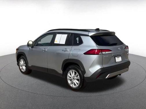 2025 Toyota Corolla Cross LE