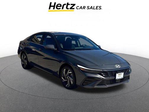 2025 Hyundai ELANTRA SEL