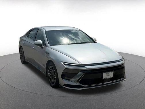 2024 Hyundai SONATA Hybrid SE