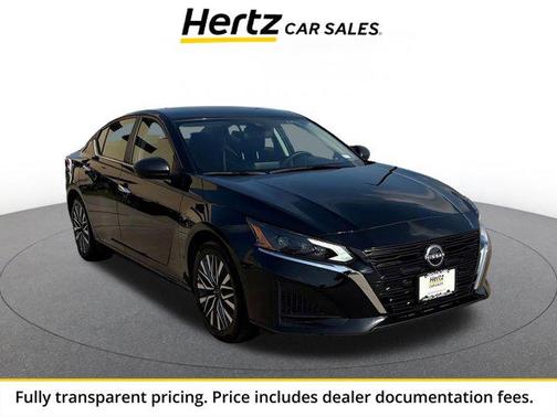Super Black 2025 Nissan Altima SV FWD