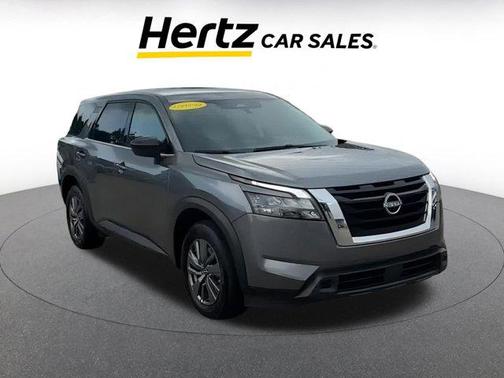 2024 Nissan Pathfinder S FWD