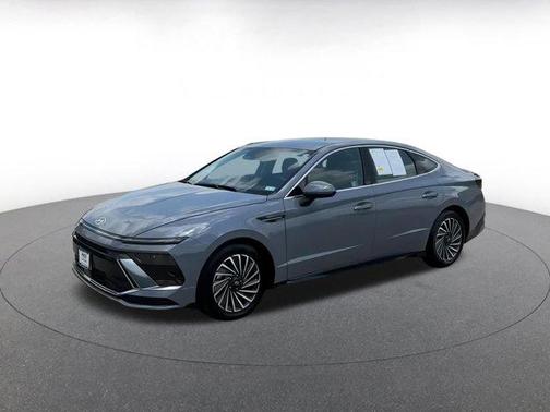 2024 Hyundai SONATA Hybrid SE