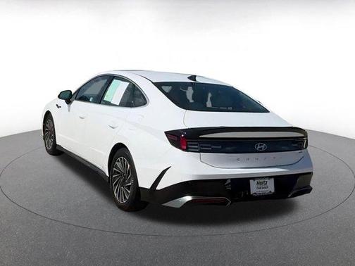 2024 Hyundai SONATA Hybrid SE