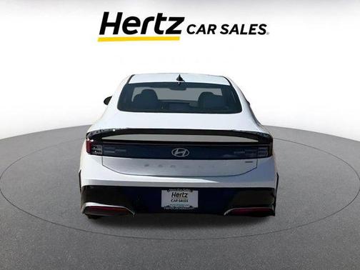 2024 Hyundai SONATA Hybrid SE