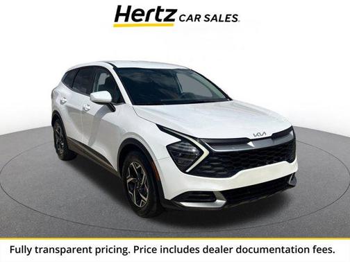 Glacial White Pearl 2025 Kia Sportage LX