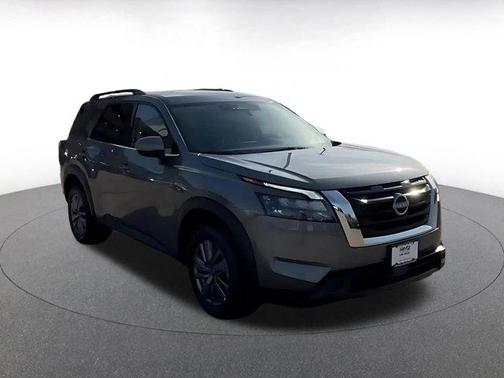 2025 Nissan Pathfinder SV FWD
