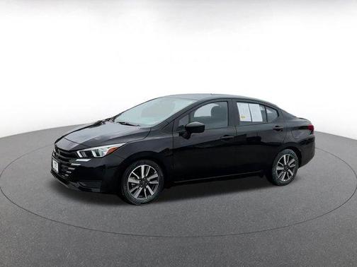 2023 Nissan Versa 1.6 SV