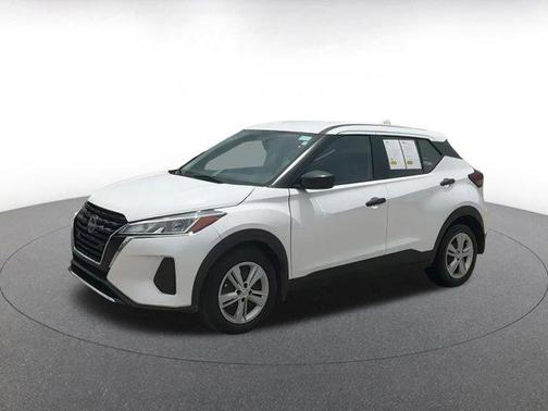2024 Nissan Kicks S