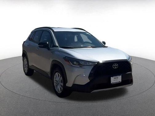 2025 Toyota Corolla Cross LE