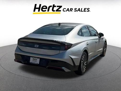 2024 Hyundai SONATA Hybrid SE