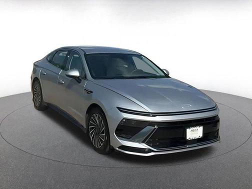 2024 Hyundai SONATA Hybrid SE