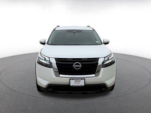 2025 Nissan Pathfinder SV FWD