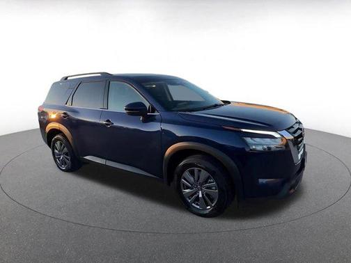 2025 Nissan Pathfinder SV 4WD