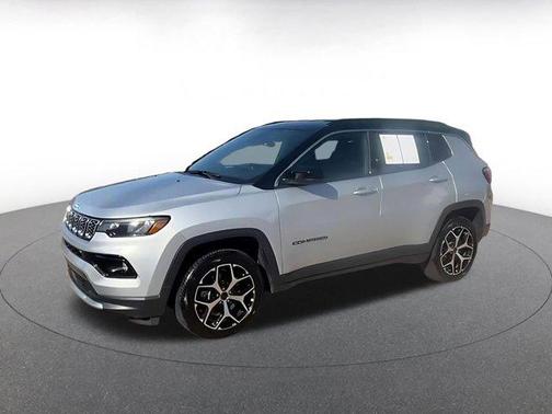 Silver Zynith Metallic Clearcoat 2025 Jeep Compass Limited