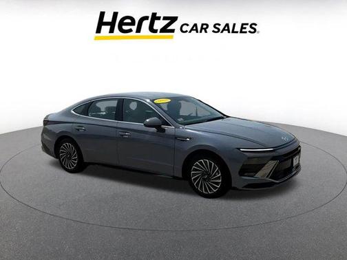 2024 Hyundai SONATA Hybrid SE
