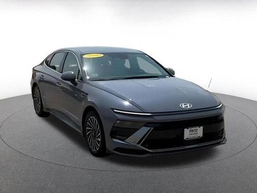 2024 Hyundai SONATA Hybrid SE