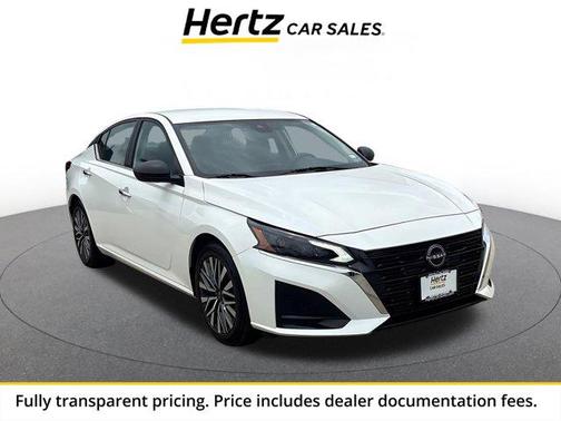 Glacier White 2025 Nissan Altima SV FWD