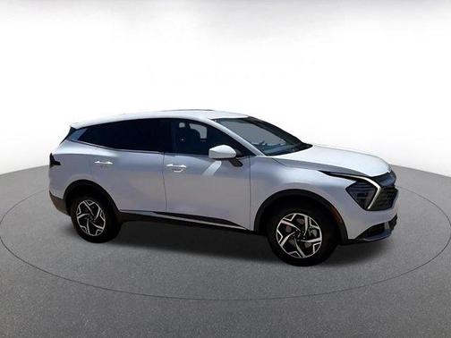 2025 Kia Sportage LX