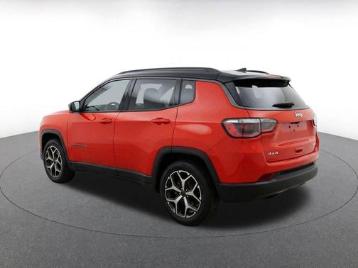 Red Hot Pearlcoat 2025 Jeep Compass Limited