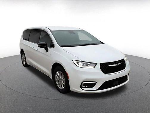 2025 Chrysler Pacifica L