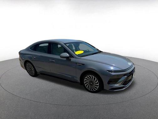 2024 Hyundai SONATA Hybrid SE
