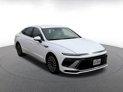 2025 Hyundai SONATA Hybrid SE