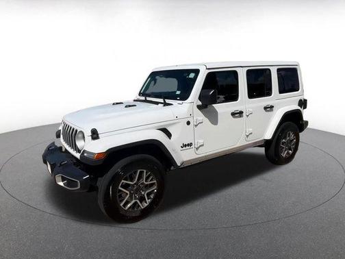 2025 Jeep Wrangler 4-Door Sahara 4x4