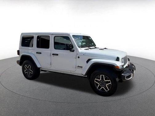 2025 Jeep Wrangler 4-Door Sahara 4x4