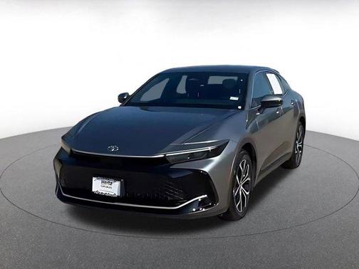 2025 Toyota Crown XLE