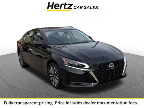 Super Black 2025 Nissan Altima SV FWD