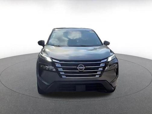 Gun Metallic 2025 Nissan Rogue SV