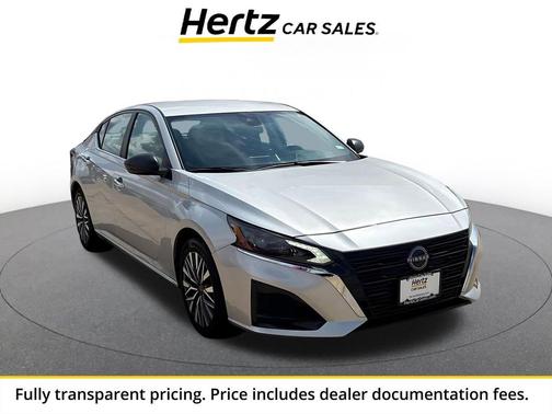 Brilliant Silver Metallic 2025 Nissan Altima SV FWD