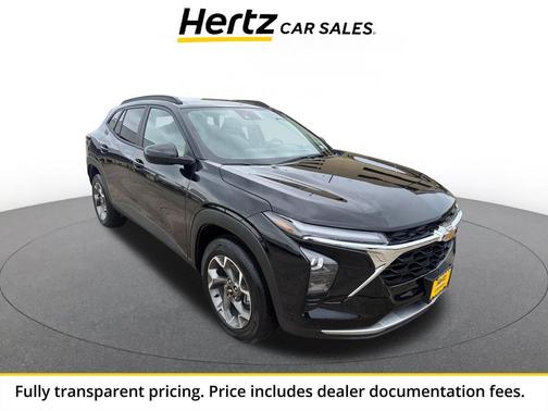 Mosaic Black Metallic 2025 Chevrolet Trax LT