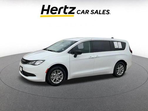 2024 Chrysler Voyager LX