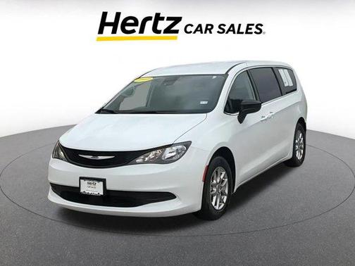 2024 Chrysler Voyager LX