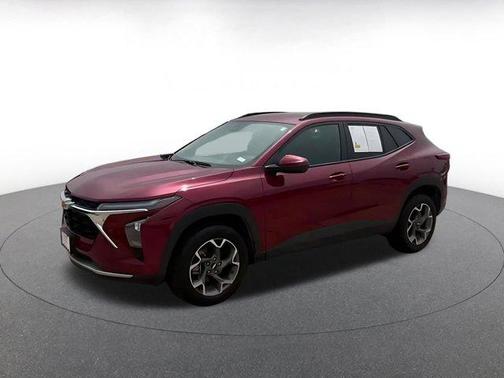 Crimson Metallic 2025 Chevrolet Trax LT