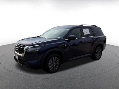 2025 Nissan Pathfinder SV FWD